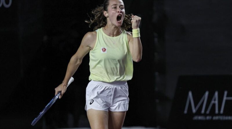 Zeynep Sönmez, Wimbledon'da 2. tura çıktı 1