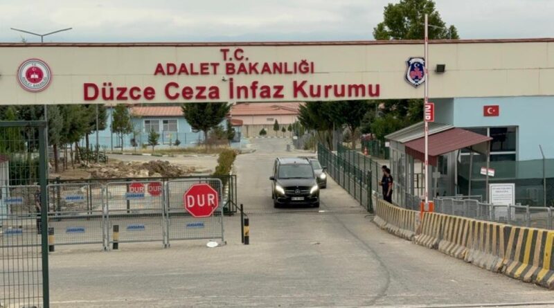 17 bin 364 şahıs sorgulandı 74 kişi yakalandı 1