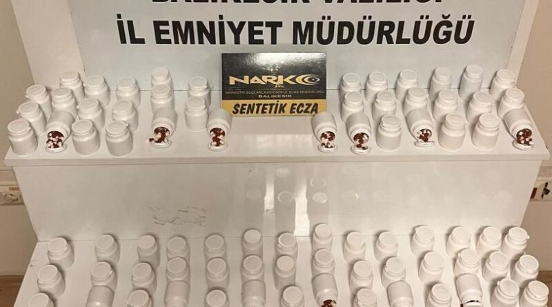 Balıkesir'de polisten 3 şahsa uyuşturucu operasyonu 1