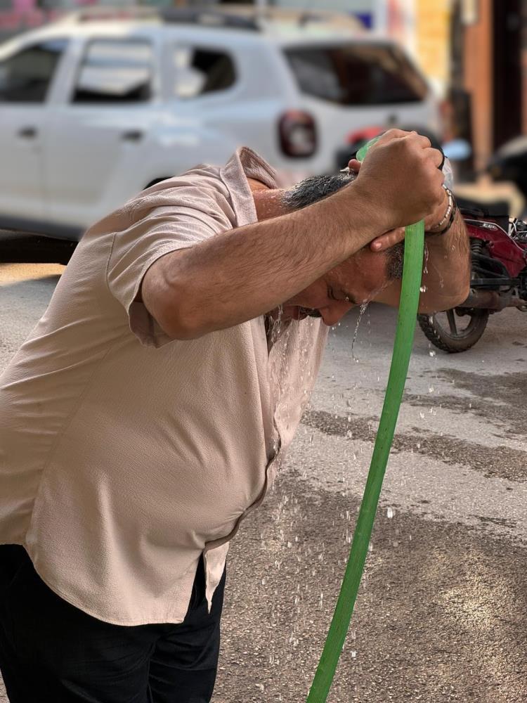 Bayburt için kavurucu sıcaklık ve şiddetli rüzgâr uyarısı yapıldı