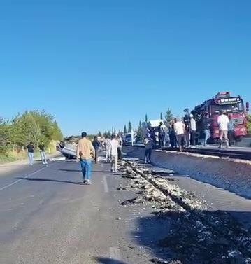 Çarpışan otomobillerden biri takla attı: 2 yaralı