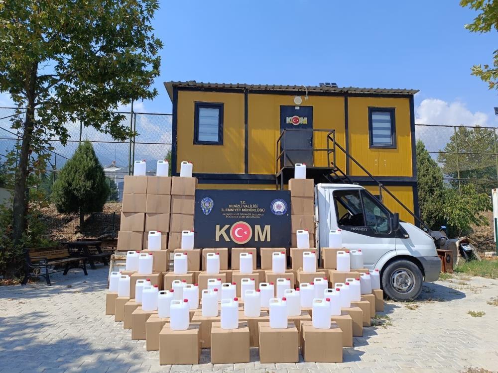 Denizli’de 2 bin litre kaçak alkol ele geçirildi
