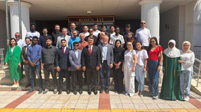DPÜ Rektörü, uluslararası öğrencilerle buluştu 1