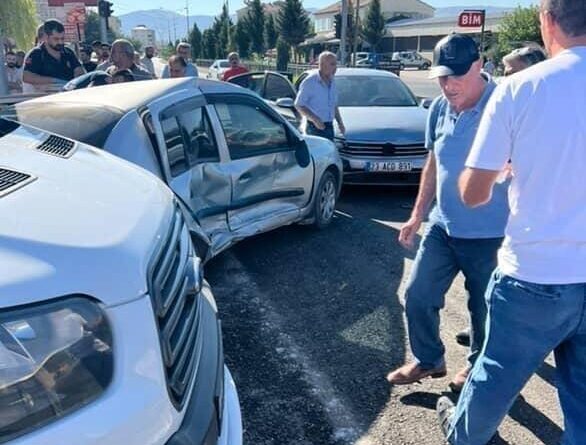 Elazığ’da zincirleme trafik kazası: 1 yaralı 1