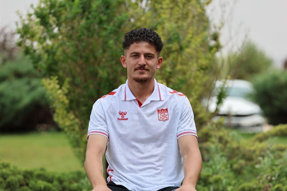 Emirhan Başyiğit: “Taraftarımız tam desteğiyle yanımızda olsun, gerisini bize bıraksın”