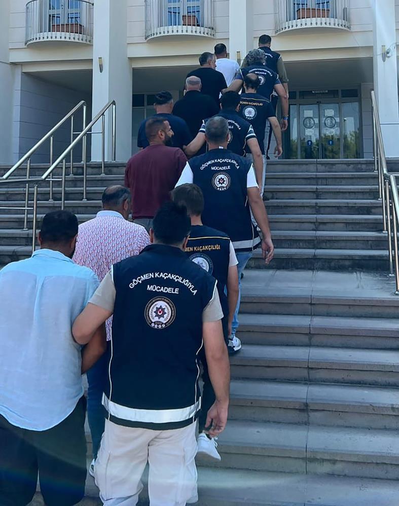 Göçmen kaçakçısı 7 organizatör tutuklandı
