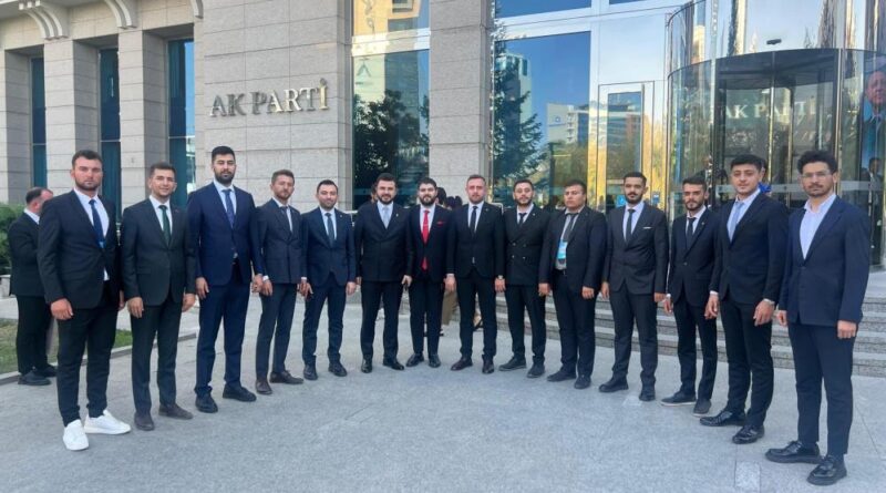 Hüseyin Okandan, Gençlik Kolları Başkanlarıyla Ankara’da buluştu 1