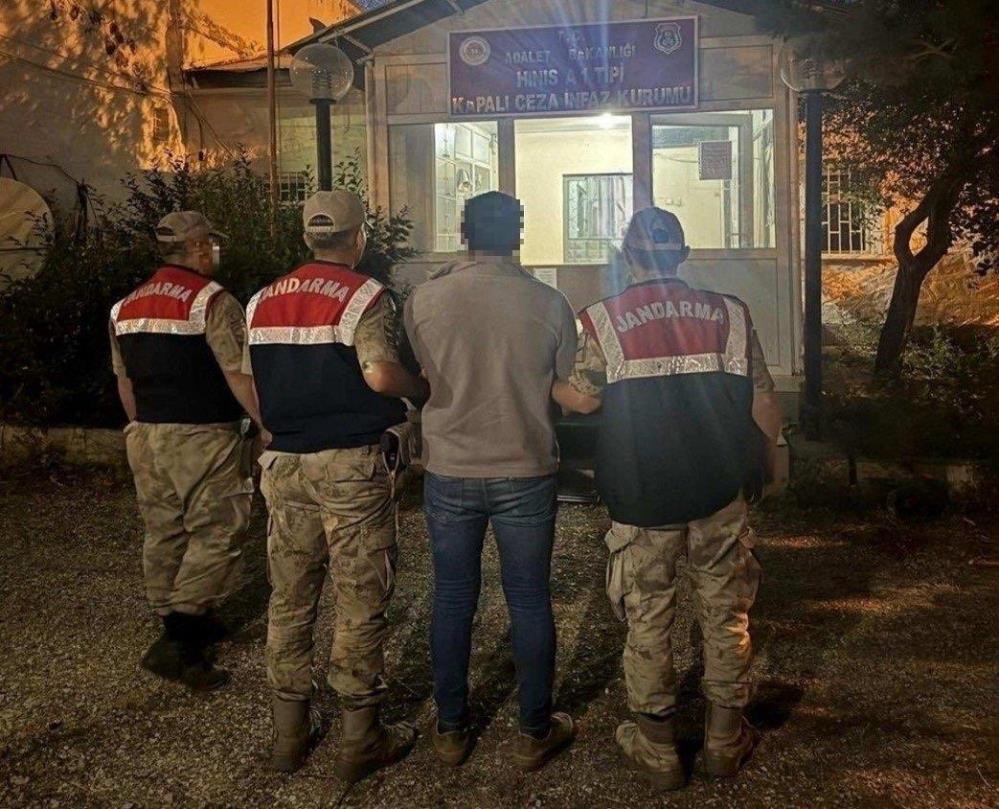 Jandarma aranan 655 şahsı yakaladı
