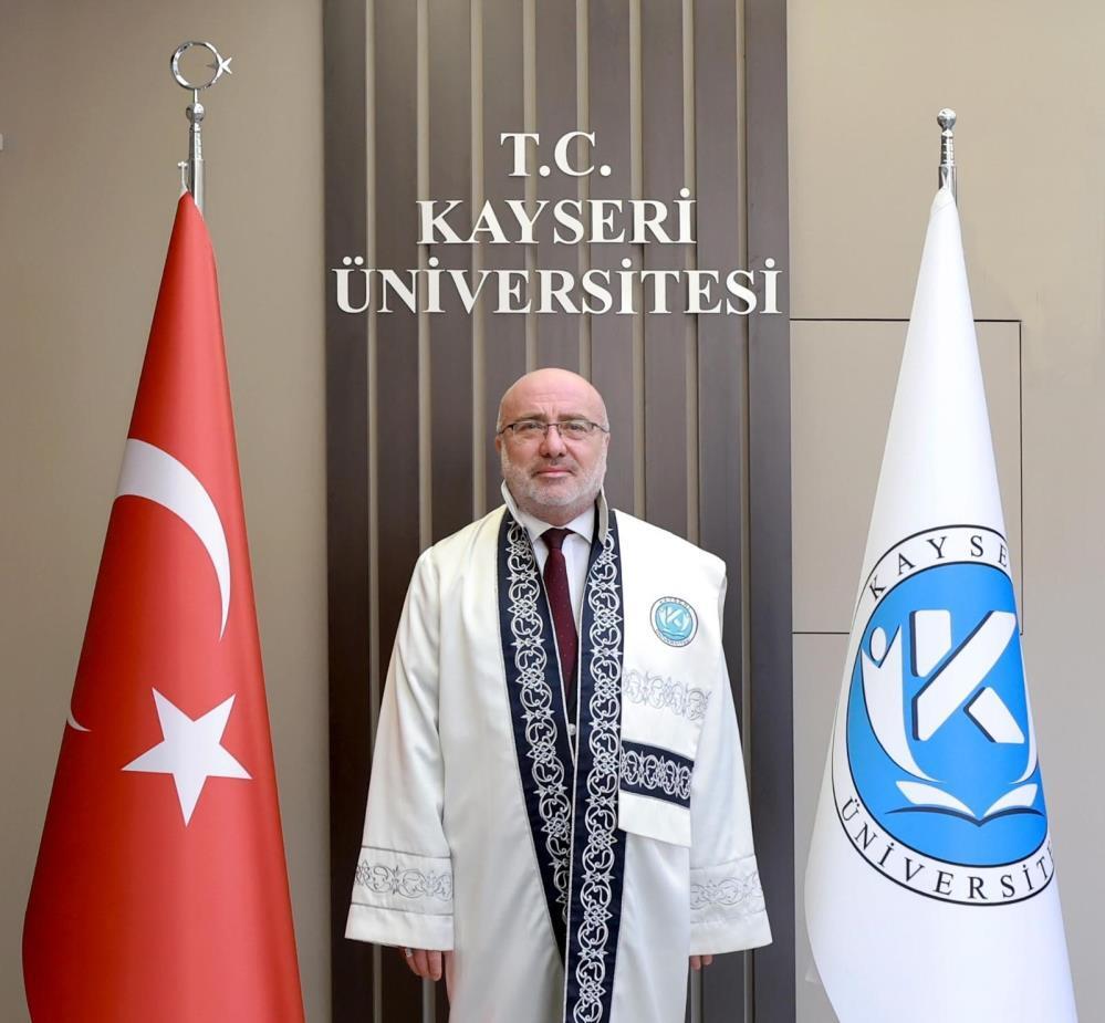 KAYÜ Rektörü Prof. Dr. Karamustafa’dan ‘Malazgirt Zaferi’ mesajı