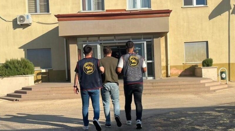 Kesinleşmiş 25 yıl cezayla aranan şahıs yakalandı 1