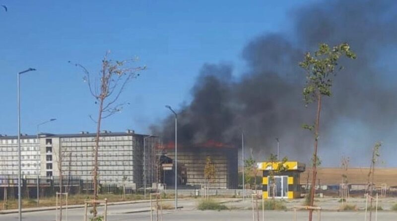 Kulu'da inşaat halindeki yurt binasında yangın paniği 1