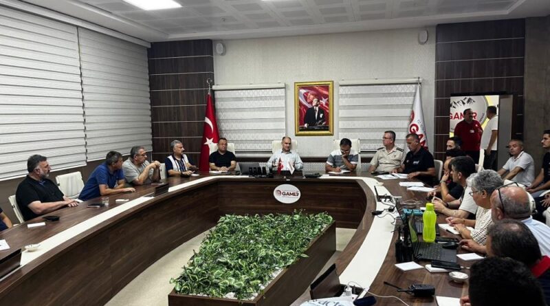 Manisa Valiliği Kriz Merkezi çalışmalarına devam ediyor 1