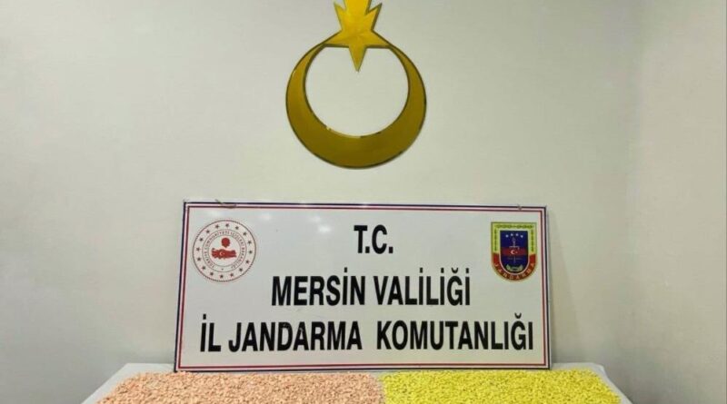 Mersin'de 18 bin 400 adet uyuşturucu hap ele geçirildi 1