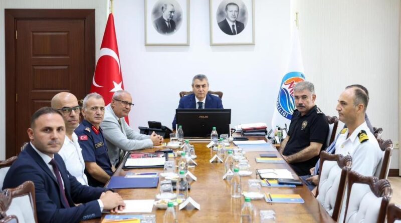 Mersin'de güvenlik ve asayiş tedbirleri masaya yatırıldı 1