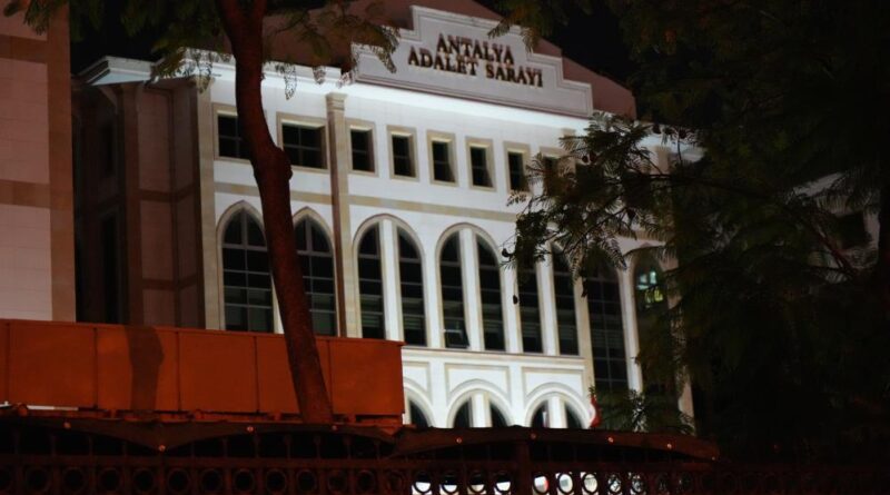 Muhittin Böcek’in gelini Zuhal Böcek tutuklandı 1