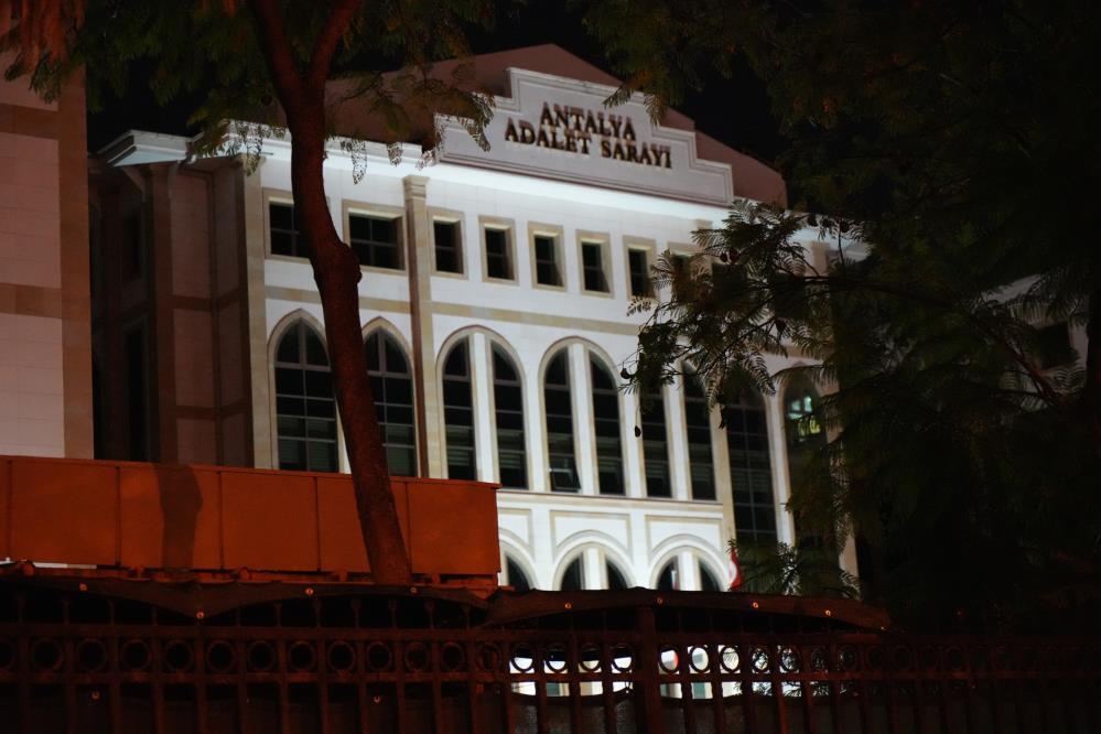 Muhittin Böcek’in gelini Zuhal Böcek tutuklandı