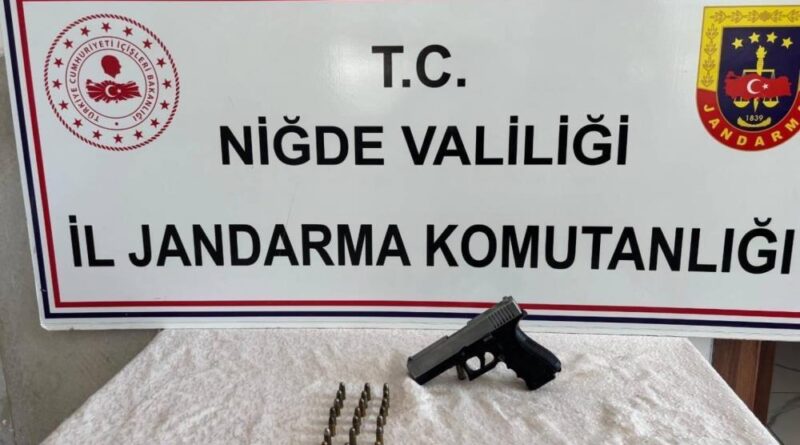 Niğde'de yasadışı silah taşıyan şahıs yakalandı 1