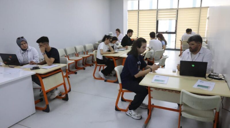 Öğrenciler en doğru tercihi uzman eğitimcilerle birlikte veriyor 1