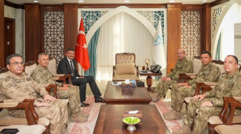 Orgeneral Levent Ergün’den Vali Çelik'e ziyaret 1