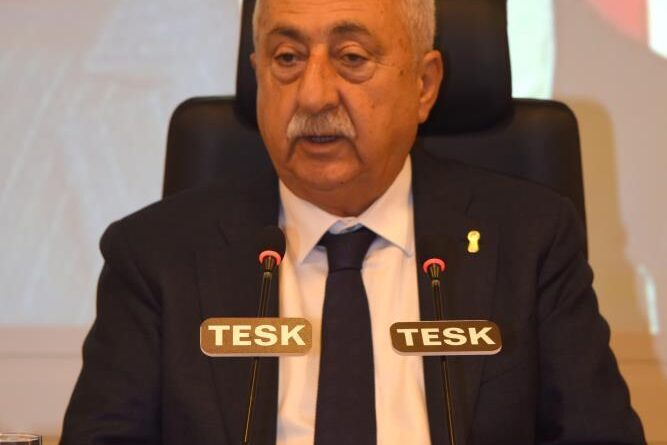 Palandöken: "Kıyafette dayatma değil serbest tercih olmalı" 1