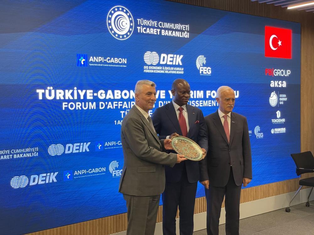 Ticaret Bakanı Bolat: “Türkiye ile Gabon arasında savunma ve havacılık alanında önemli iş birliği fırsatları var”