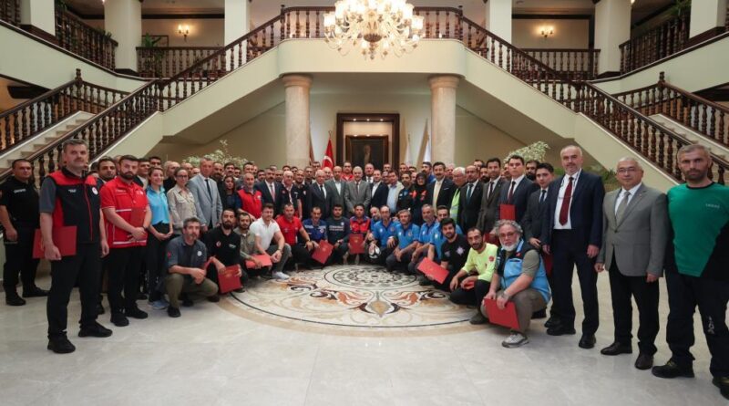 Vali Ayyıldız'dan kahramanlara teşekkür belgesi 1