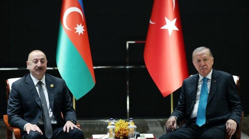 Cumhurbaşkanı Erdoğan, Azerbaycan Cumhurbaşkanı Aliyev’le görüştü 1