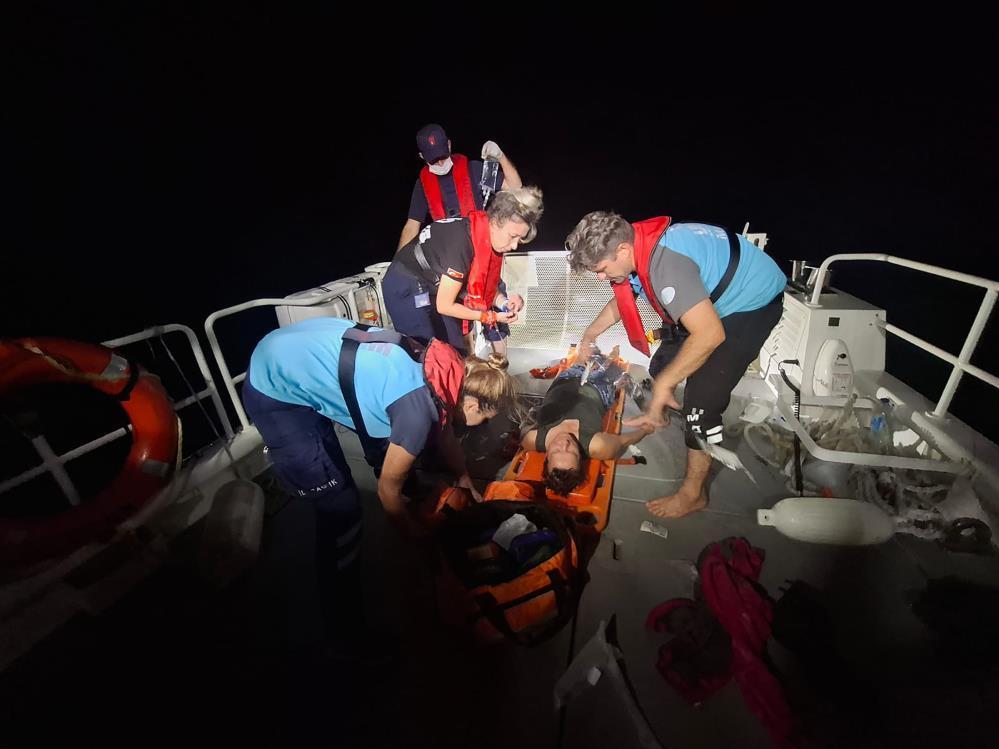 Fethiye’de teknede yaralanan vatandaşa tıbbi tahliye
