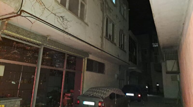 Kahramanmaraş'ta 3. kattan düşen çocuk ağır yaralandı 1