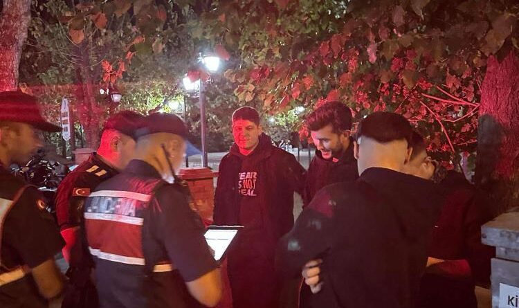 Nazilli'de Trafik Jandarması’ndan huzur denetimi 1