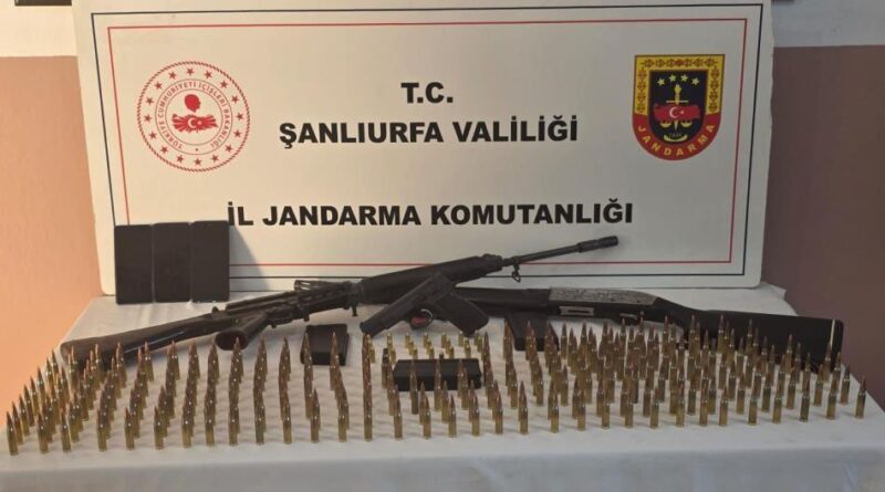 Şanlıurfa'da ruhsatsız silahlar ve mühimmat ele geçirildi 1