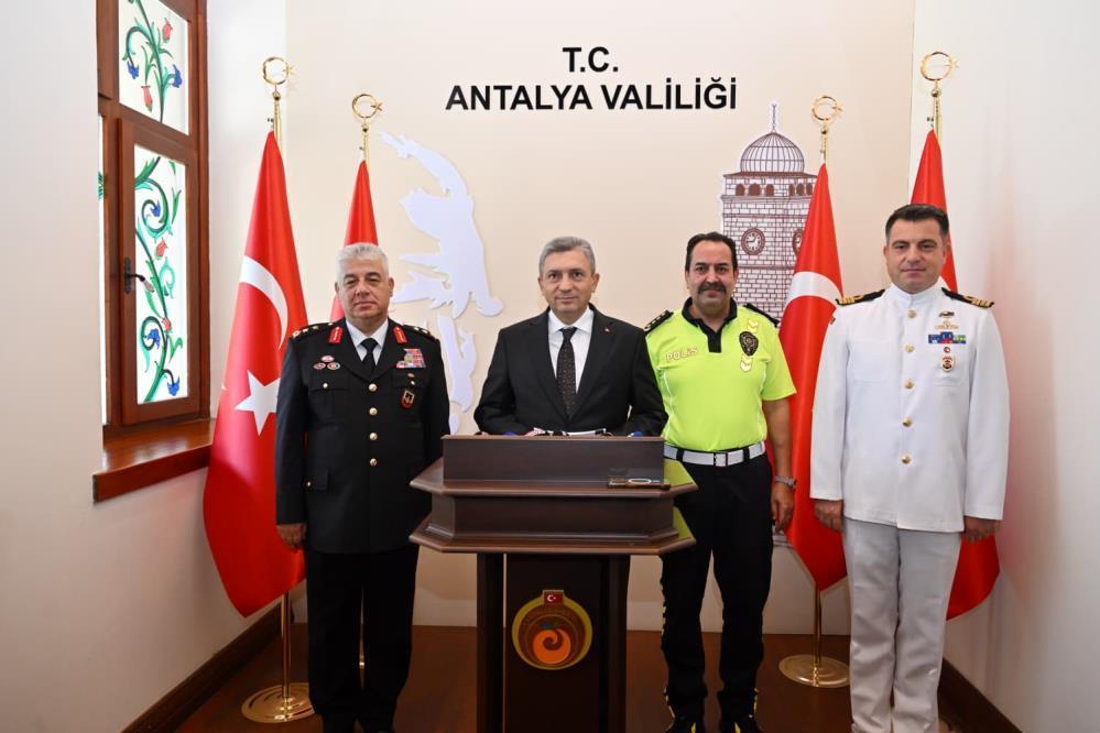 Vali Şahin: Serik yolundaki hız sınırı UKOME’de gündeme gelecek