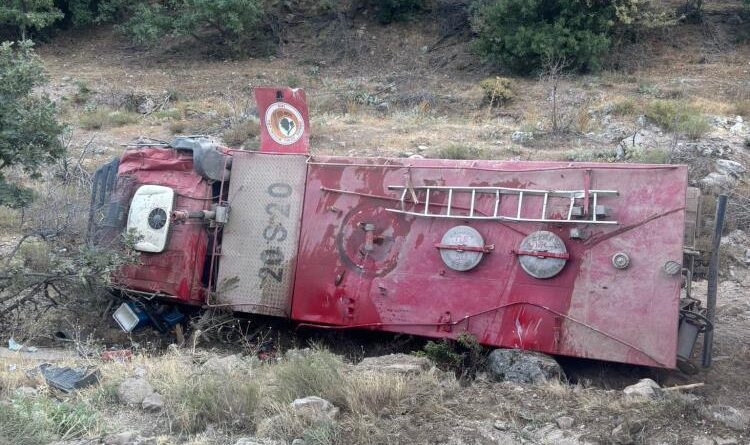 Yangın bölgesinden dönen arazöz şarampole yuvarlandı 1