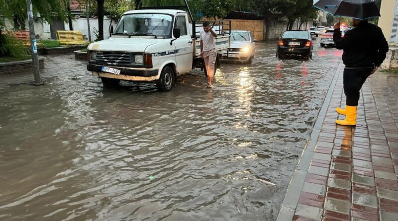 Aydın’da en fazla yağış Efeler’e düştü 1
