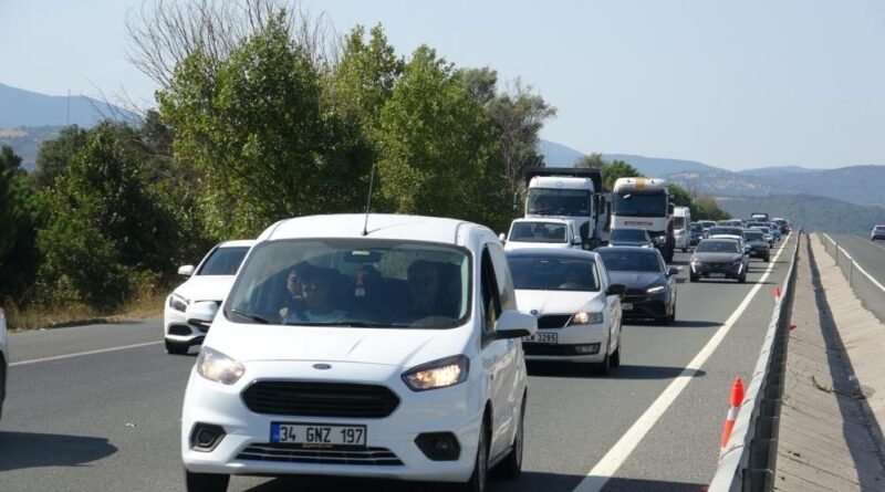 Balıkesir'de trafiğe kayıtlı araç sayısı 679 bin 817'ye yükseldi 10