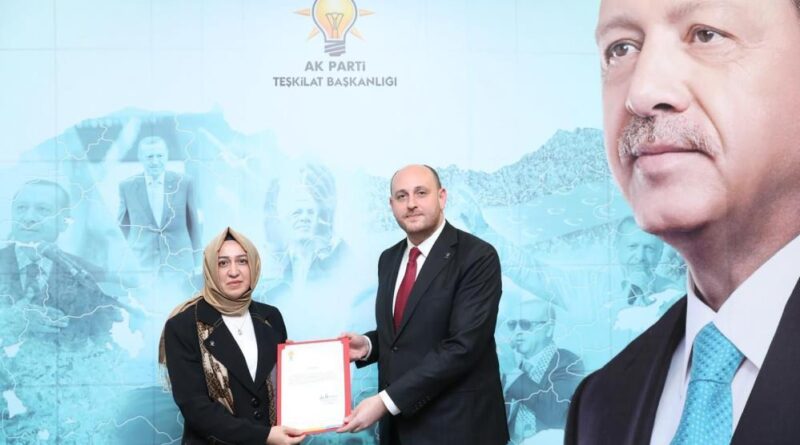 Başkan Özdoğan; Kayseri'nin ilk kadın ilçe başkanını tebrik etti 1