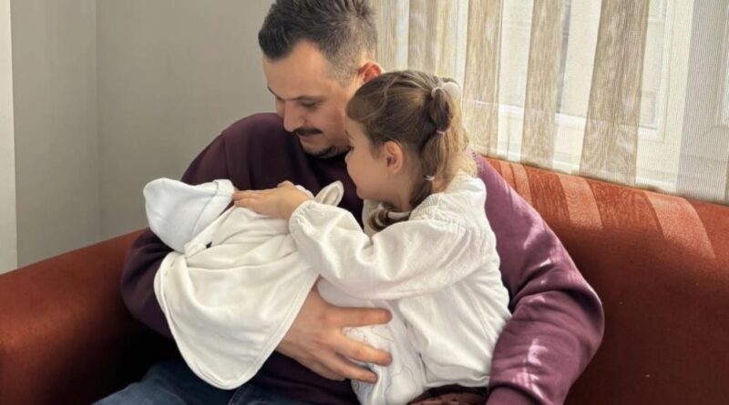 Bayramda çifte mutluluk yaşadılar 1