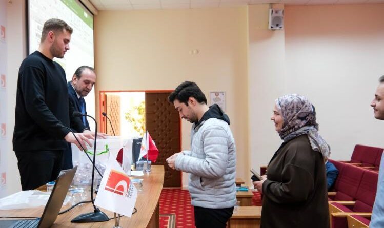 Bu programla öğrenciler hem okuyacak hem de çalışacak 1