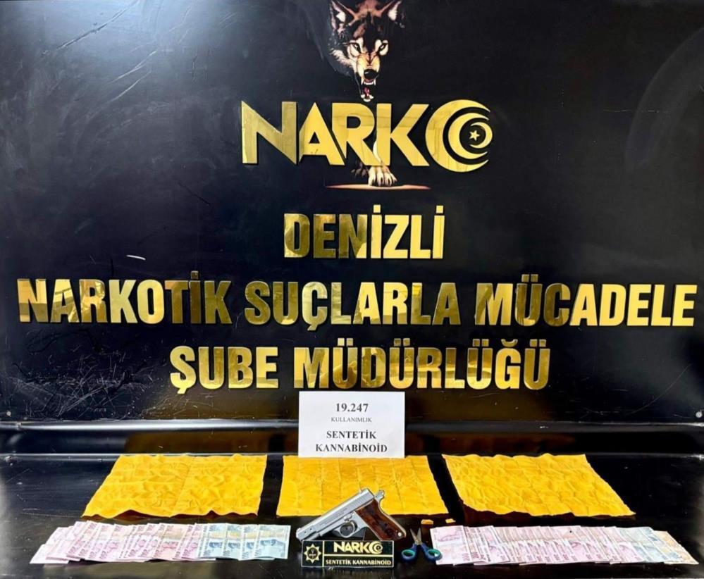Denizli’de 19 bin kullanımlık sentetik uyuşturucu yakalandı