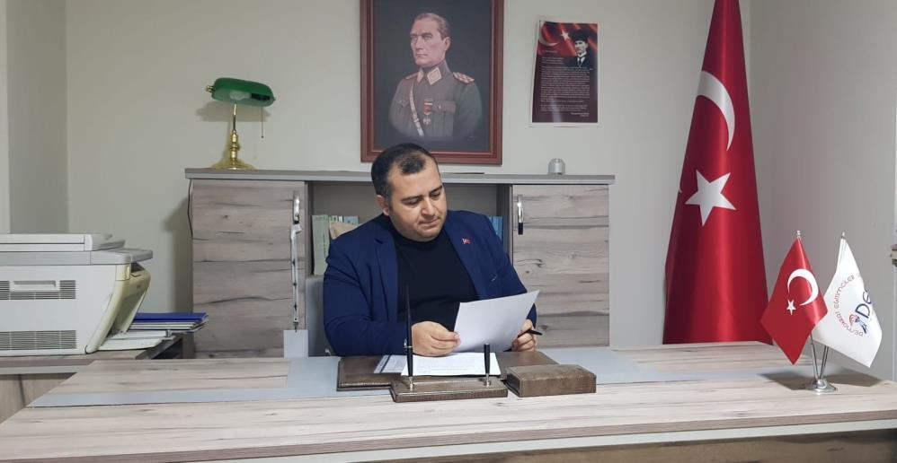 DES; “Öğretmenle evrak, etkinlik, proje arasında adeta bir girdap içerisinde”