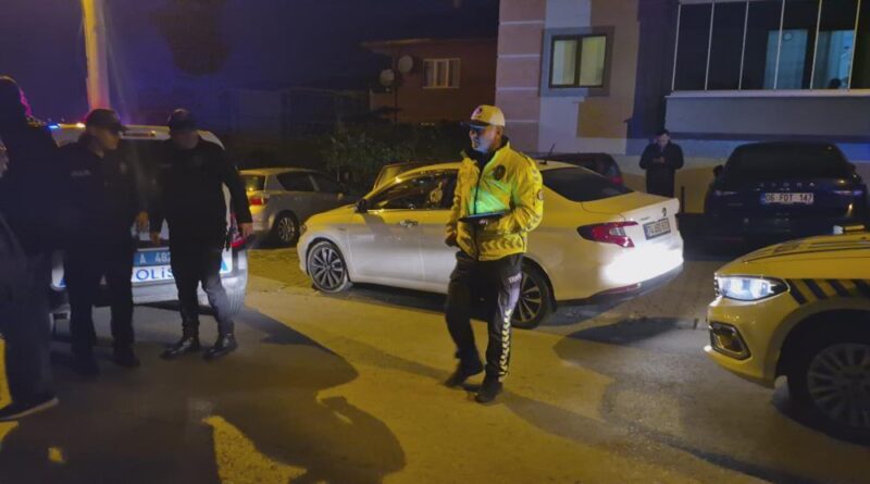 'Dur' ihtarına uymayan sürücü kovalamaca sonucu yakalandı 1