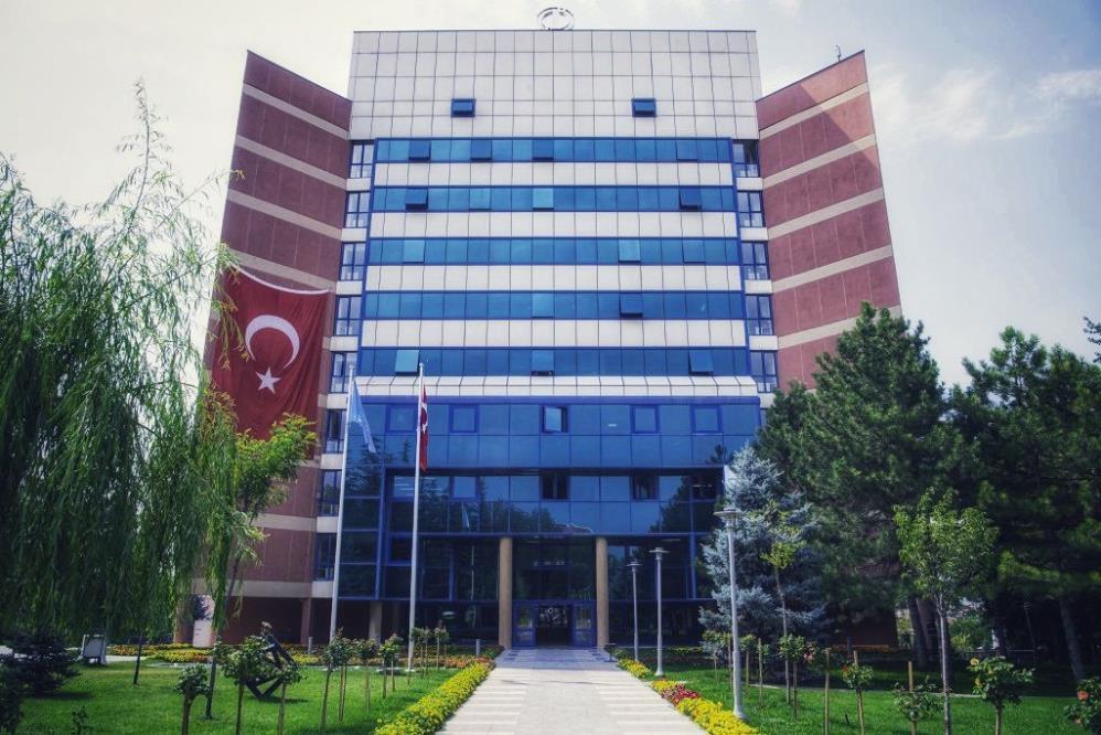 Engelli 35 bin öğrencinin hayali Açıköğretim Fakültesi ile gerçekleşiyor