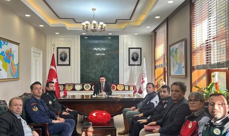 Gökçeada'da yaşanan sel nedeniyle afet ve acil durum toplantısı düzenledi 1