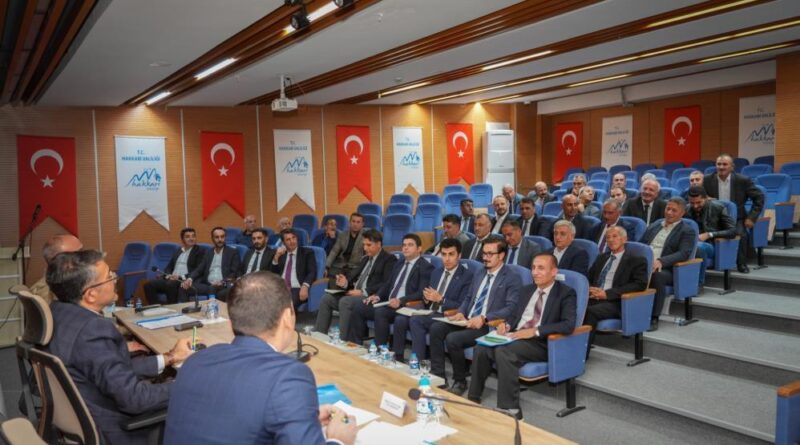Hakkâri’de köylerin sorunları masaya yatırıldı 1