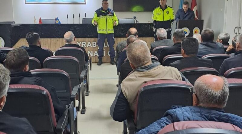 Hayrabolu'da okul servisi şoförleri ve rehber personeller bilgilendirildi 1