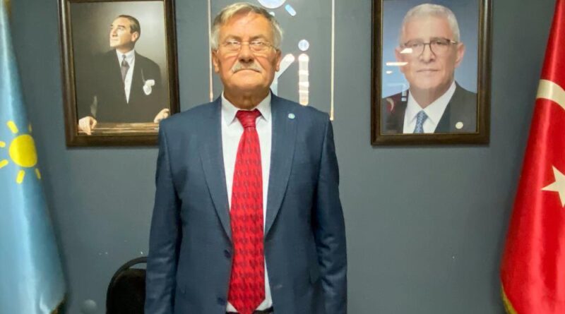 İYİ Parti Alaşehir'de Başkan Ulutaş güven tazeledi 1