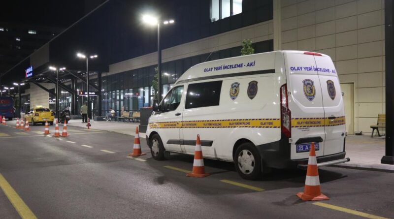 İzmir'de dünürler arasında bıçaklı kavga: 1 yaralı, 3 gözaltı 1