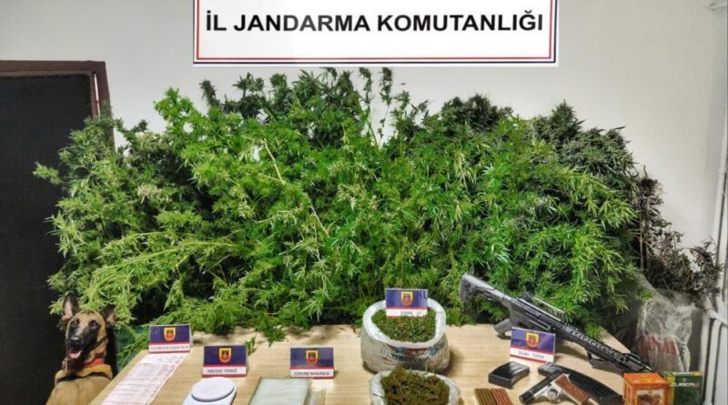 Karabük’te uyuşturucu operasyonu: 3 kişi tutuklandı 1