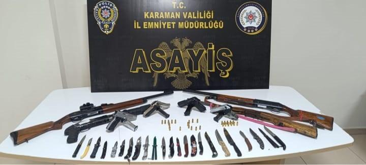 Karaman’da ruhsatsız 9 silah ele geçirildi