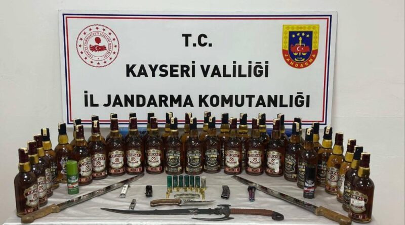 Kayseri'de 50 şişe sahte alkol ele geçirildi: 2 gözaltı 1